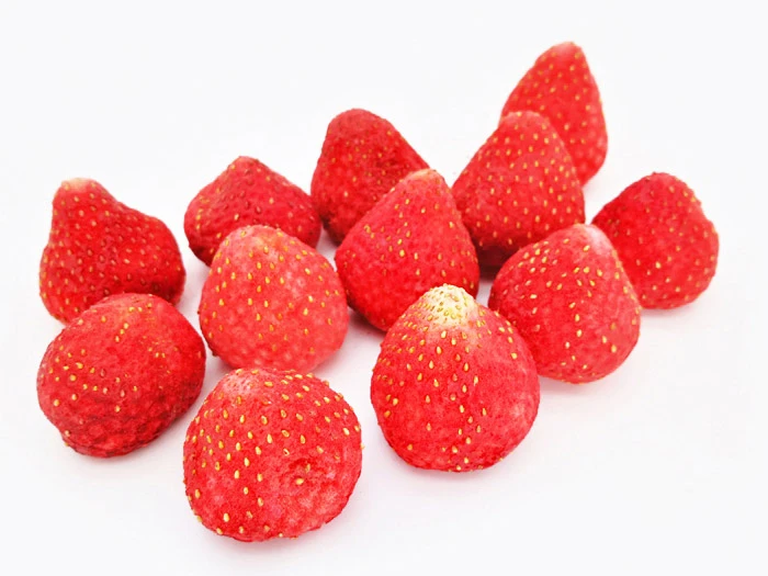 Freeze-dried-strawberry-4111 Freeze-dried-strawberry-4111